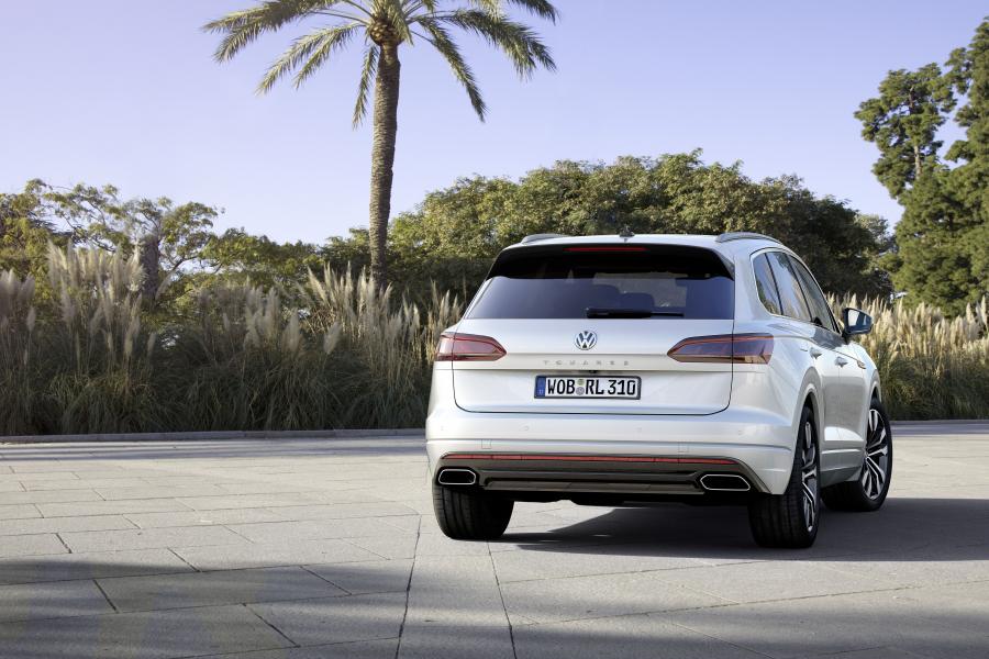  Volkswagen Touareg V6 TDI R-Line 2018 года  (WW) (фото 30 из 41)